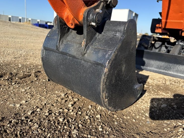kubota-ex-7-hydraulic-excavator-image-9