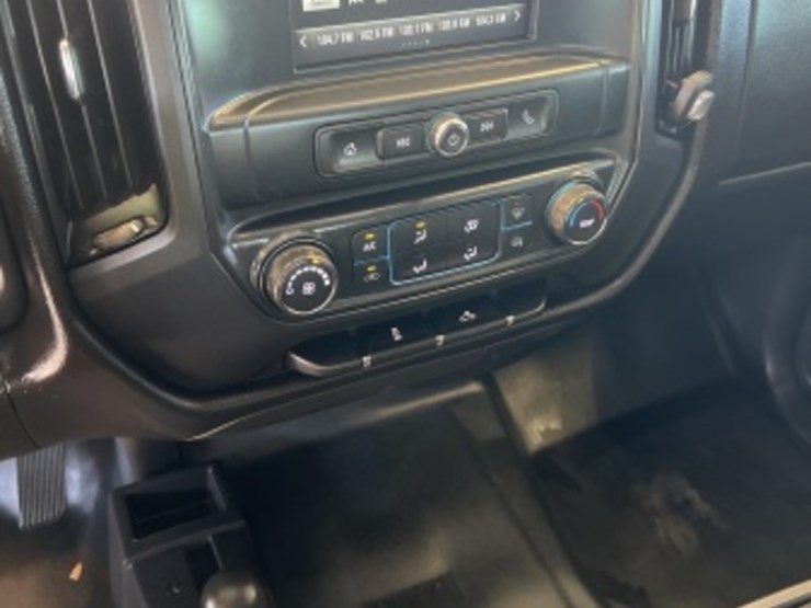 2018-chevrolet-silverado-1500-image-20