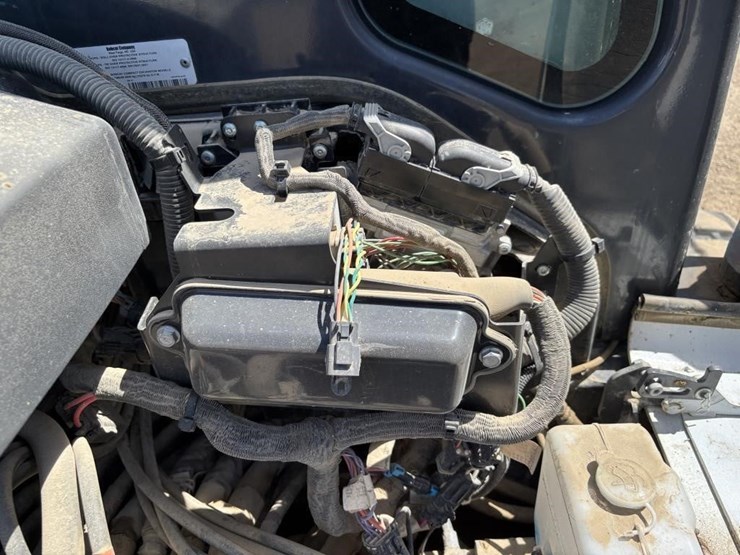 2020-bobcat-e55-image-45