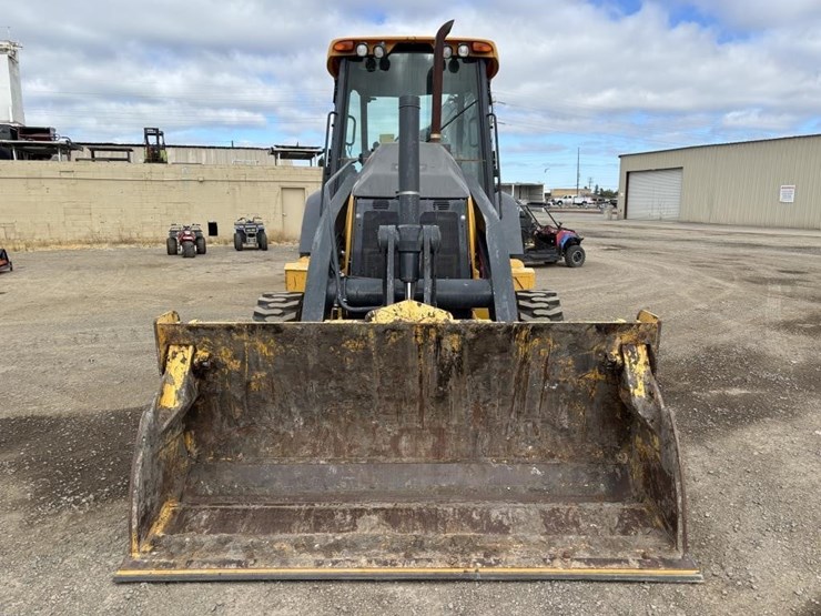 2019-deere-310l-ep-image-6