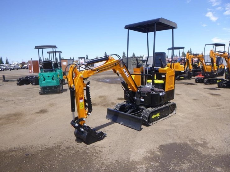 2025-vicsec-vc15j-hydraulic-excavator-image-1