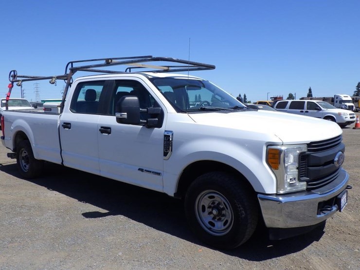 2016-ford-f150-image-3