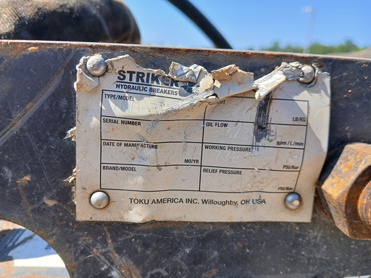 #20720-•-striker-hydraulic-hammer-excavator-attachment-image-11