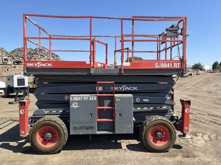 skyjack-sj8841rt-image-7