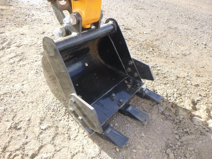 2025-vicsec-vc13-hydraulic-excavator-image-9