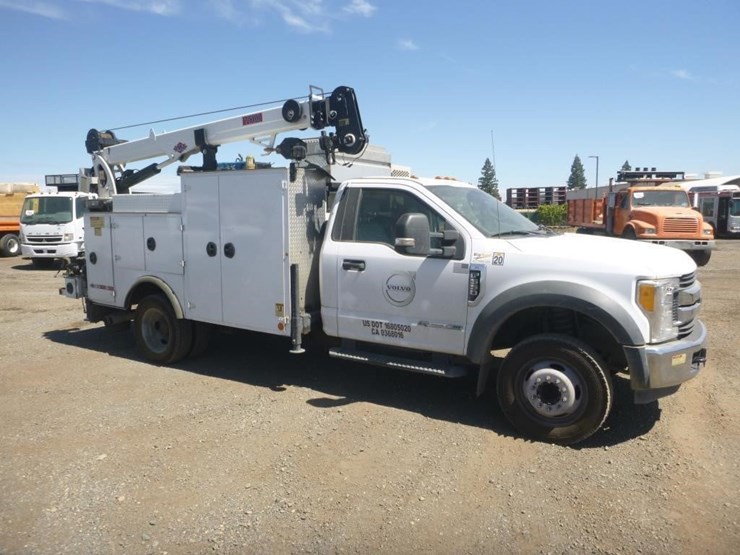2017-ford-f550-image-2