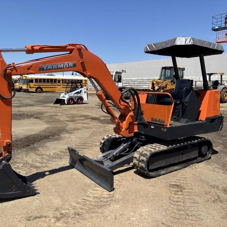Takeuchi TB2507 Hydraulic Excavator