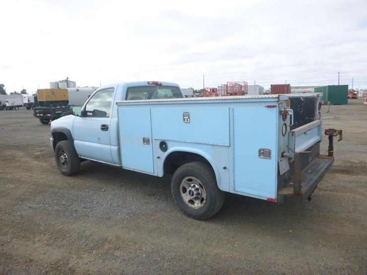 2006-gmc-2500-image-4