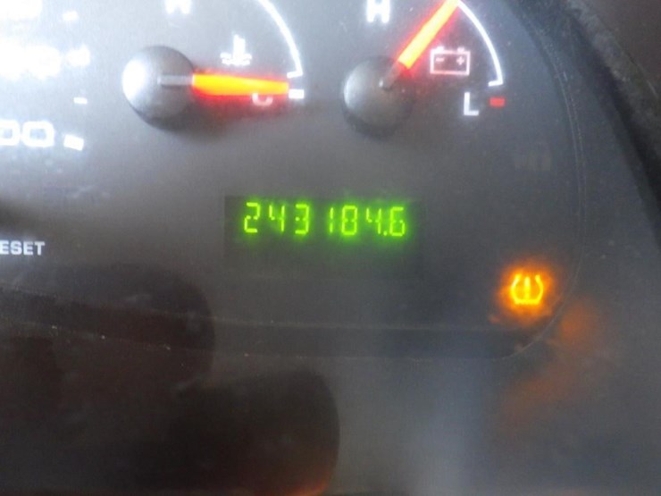 2008-ford-econoline-350-image-13