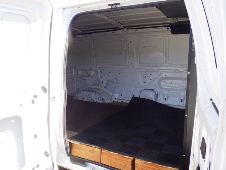 2008-ford-econoline-350-image-7