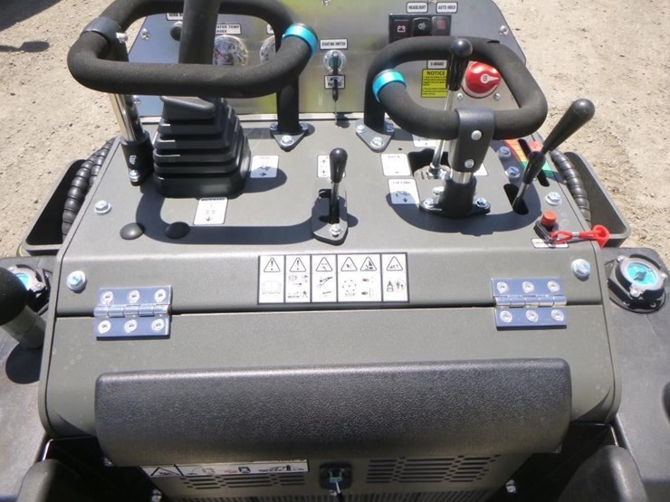 2024-kubota-d1703-image-20