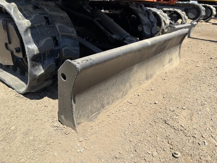 yanmar-yb01uz-hydraulic-excavator-image-7