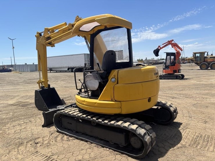 komatsu-pc50uu-image-4