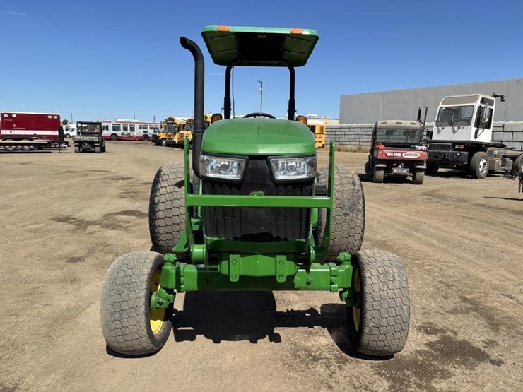 2016-john-deere-5055e-image-6