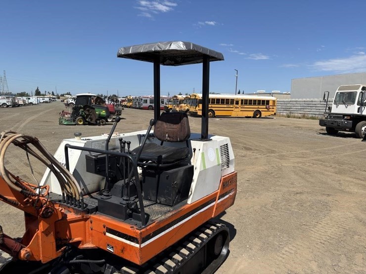 airman-hm305-hydraulic-excavator-image-25
