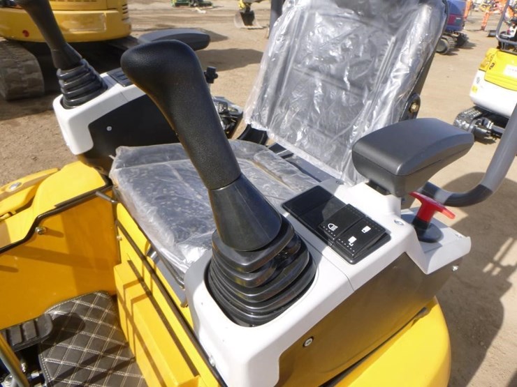 2025-sdlanch-sdle20-hydraulic-excavator-image-23