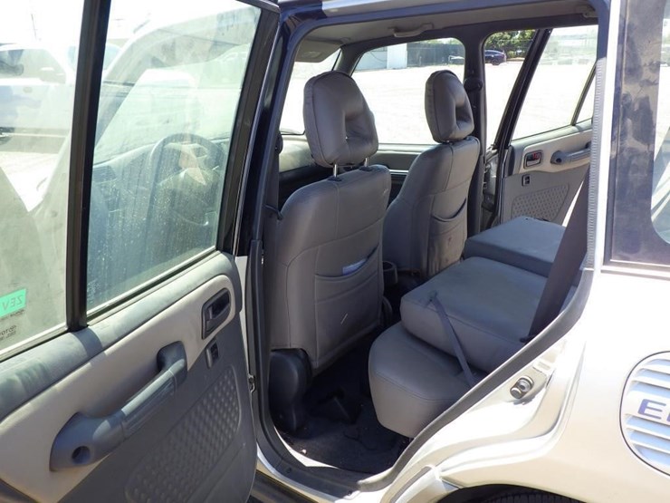 2002-toyota-rav4-image-7