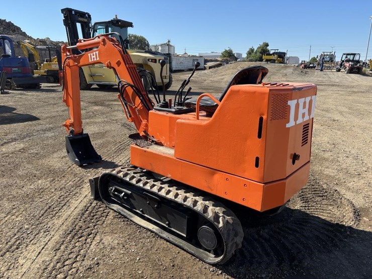 ihi-1s7fx-hydraulic-excavator-image-4