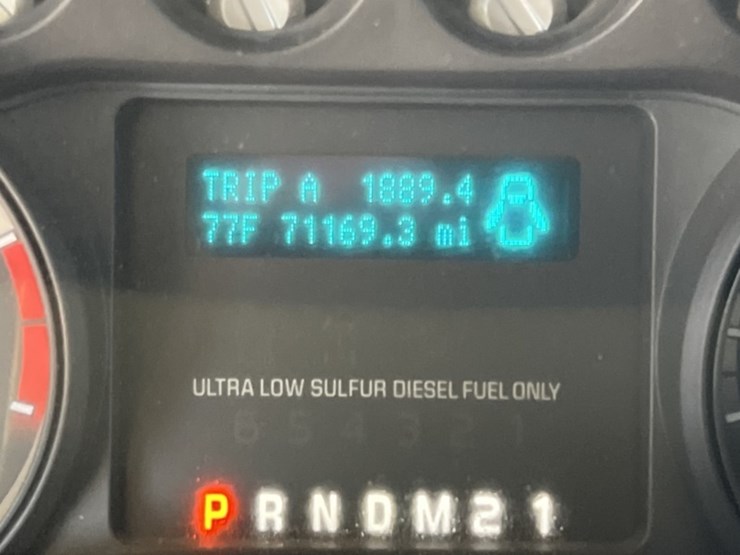 2013-ford-f550-image-21