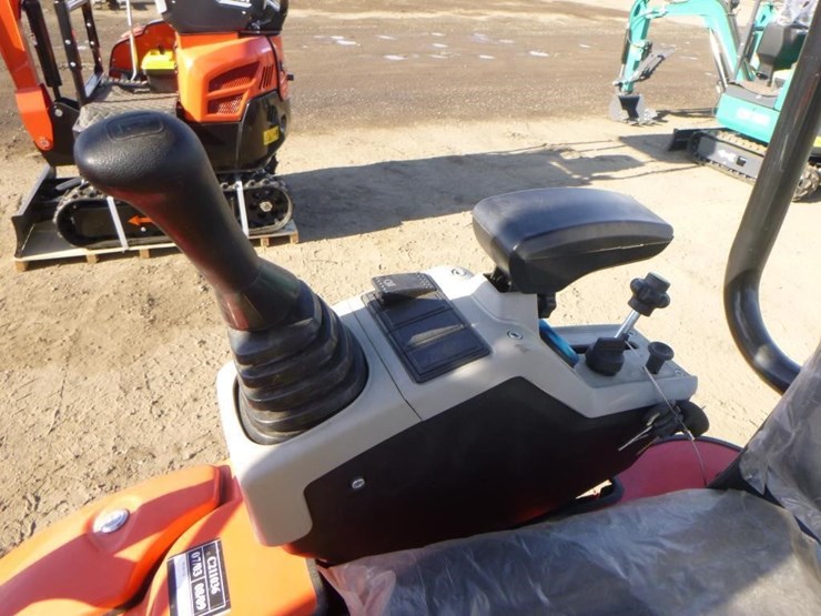 2025-tpm-16-hydraulic-excavator-image-23