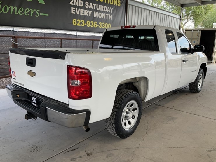 2011-chevrolet-silverado-1500-image-7