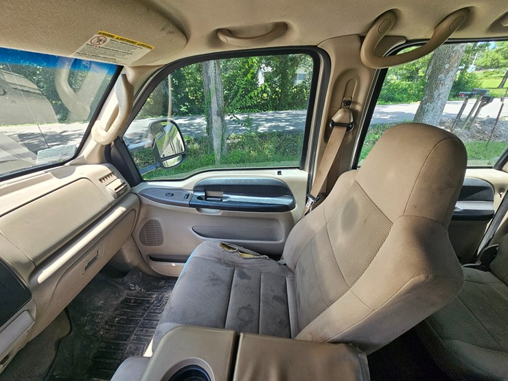 2006-ford-f350-image-36