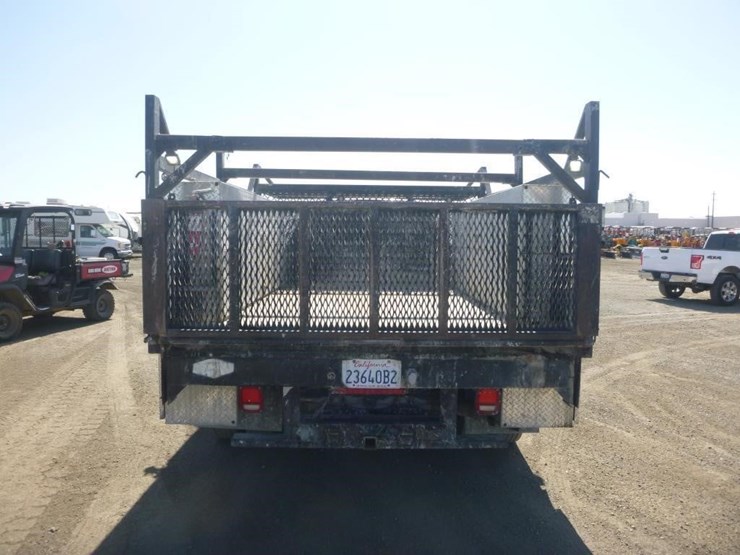 2016-ford-f550-image-7