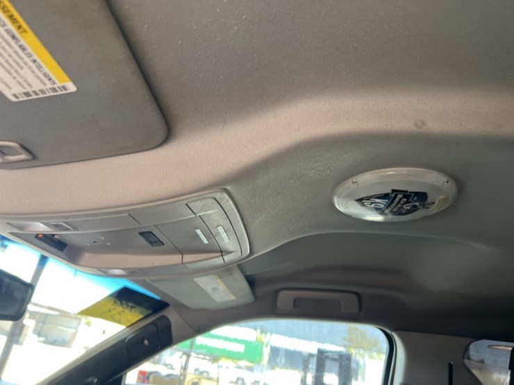 2018-chevrolet-tahoe-image-19