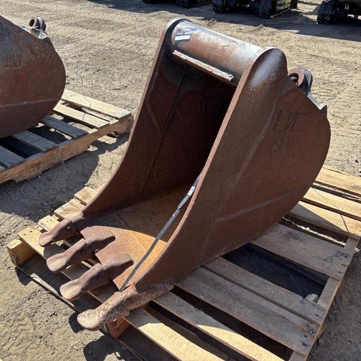 CATERPILLAR 18