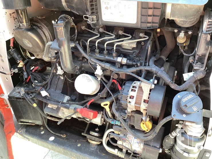 2020-bobcat-s650-image-12