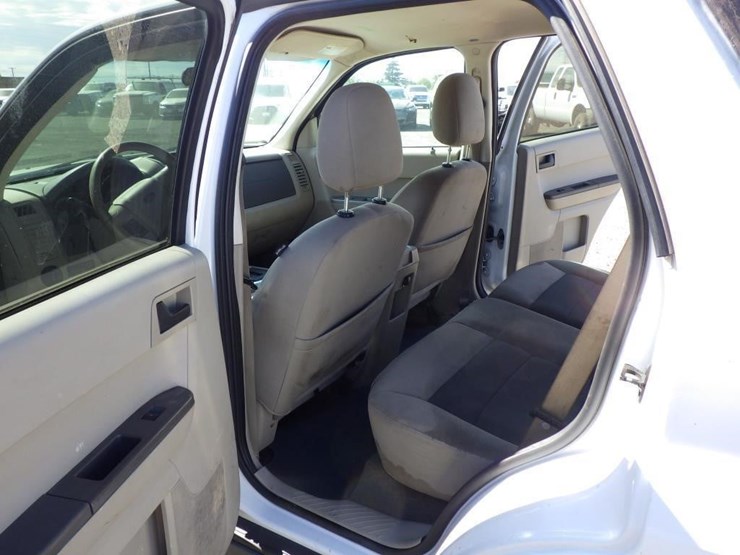 2008-ford-escape-image-7