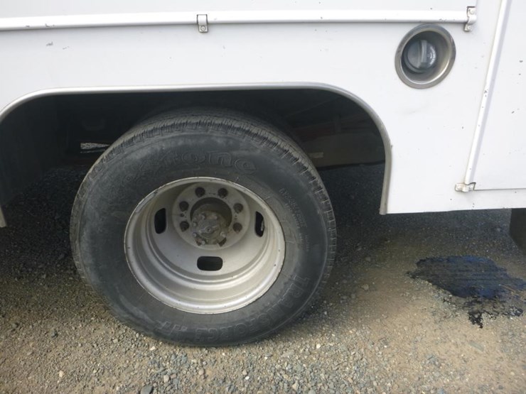 2015-ford-f350-image-17