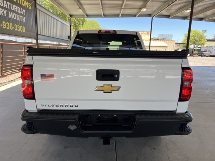 2018-chevrolet-silverado-1500-image-6
