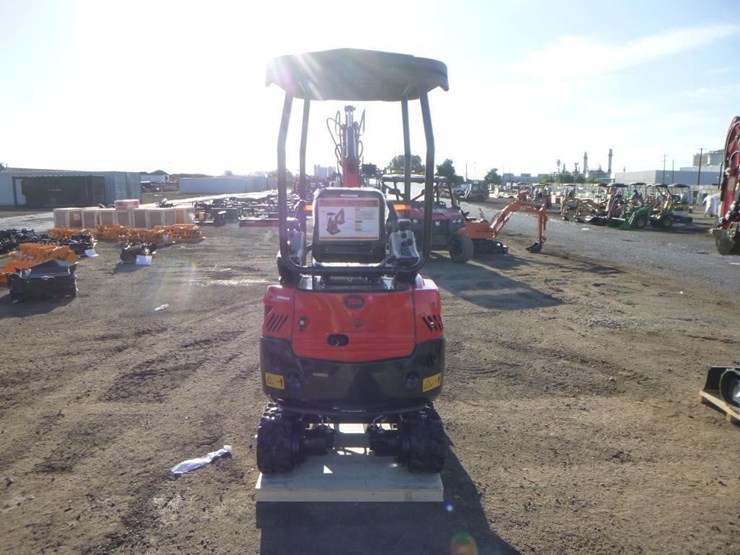 2025-tpm-16-hydraulic-excavator-image-8
