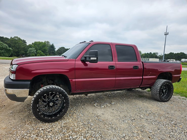 2005-chevrolet-silverado-image-4