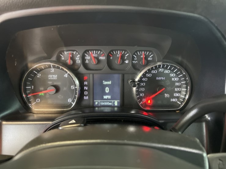 2014-chevrolet-silverado-1500-image-16