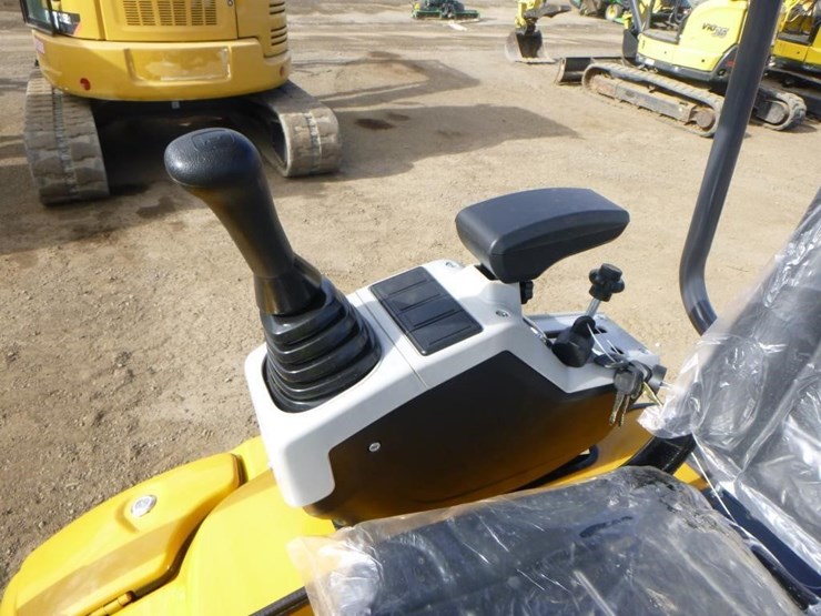 2025-sdlanch-sdle20-hydraulic-excavator-image-24