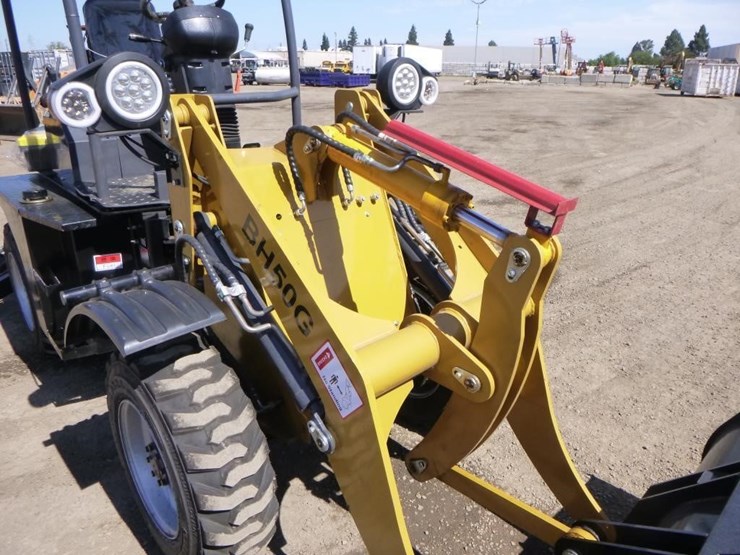 2025-agt-bh50g-loader-backhoe-image-14