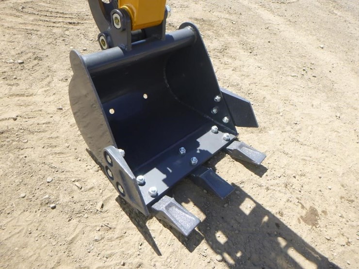 2025-cfg-qk18r-hydraulic-excavator-image-9