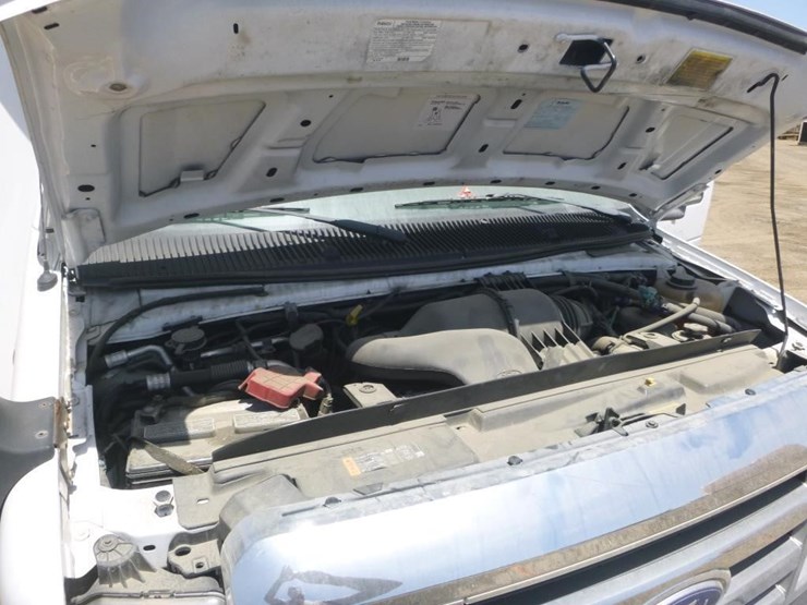 2017-ford-e450-image-15