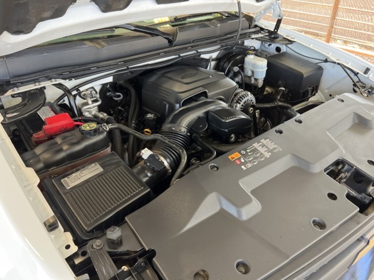 2013-chevrolet-silverado-1500-image-10