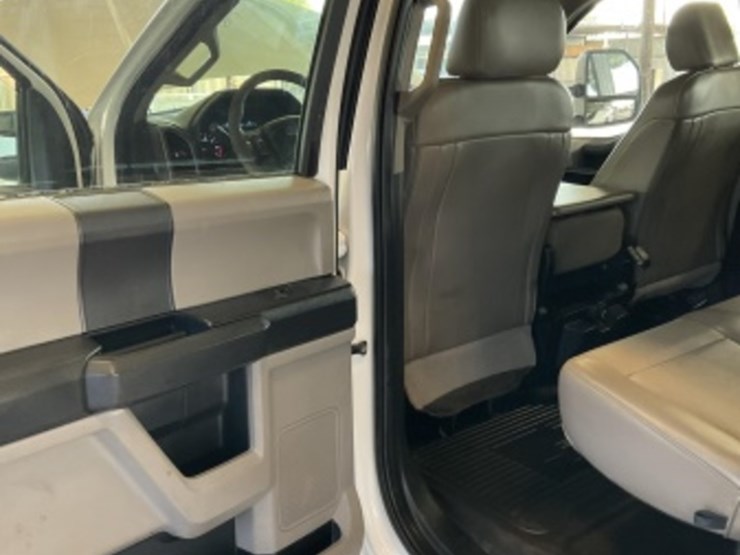 2019-ford-f250-image-25