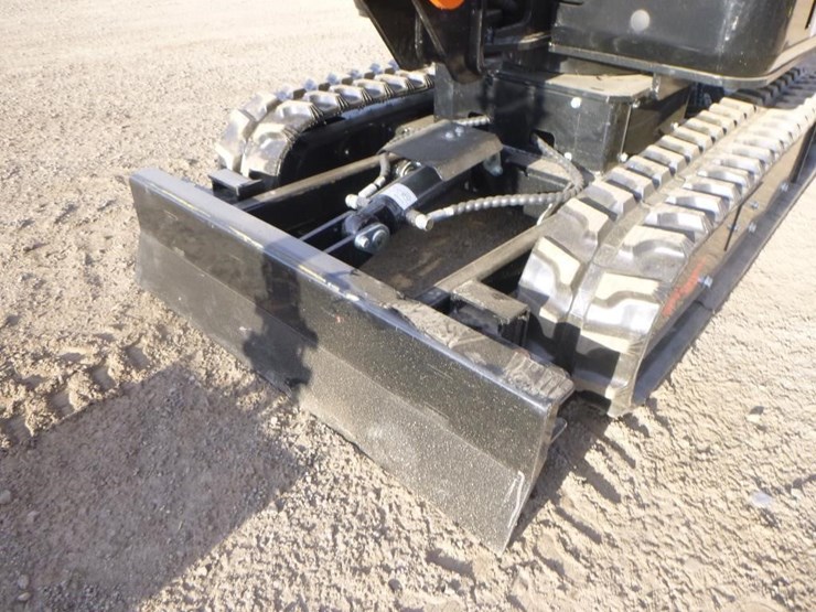 2025-vicsec-vc18kf-hydraulic-excavator-image-14