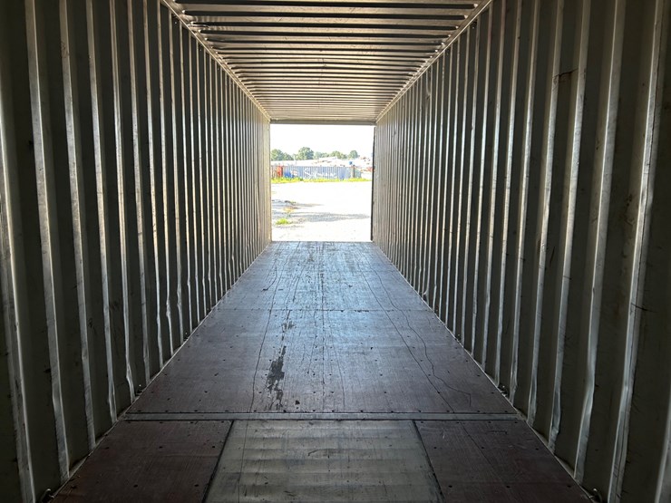 #20863-•-40ft-container-image-6