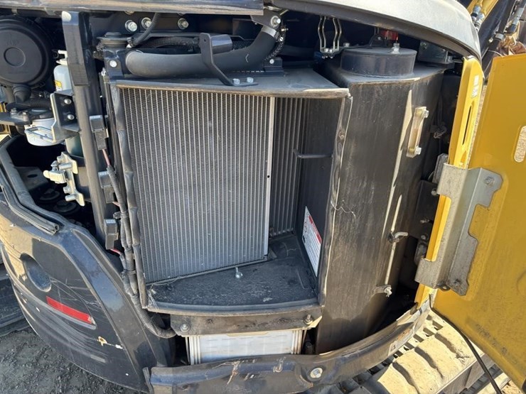 2020-yanmar-vi035-hydraulic-excavator-image-41