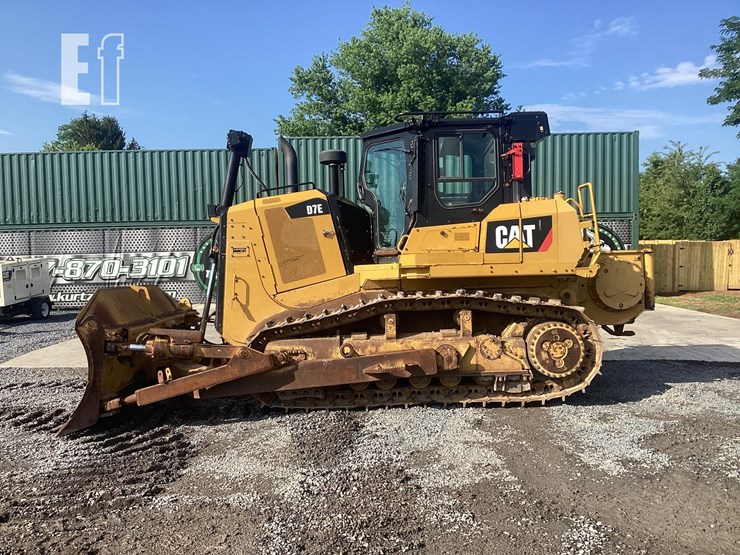2018-caterpillar-d7e-image-1