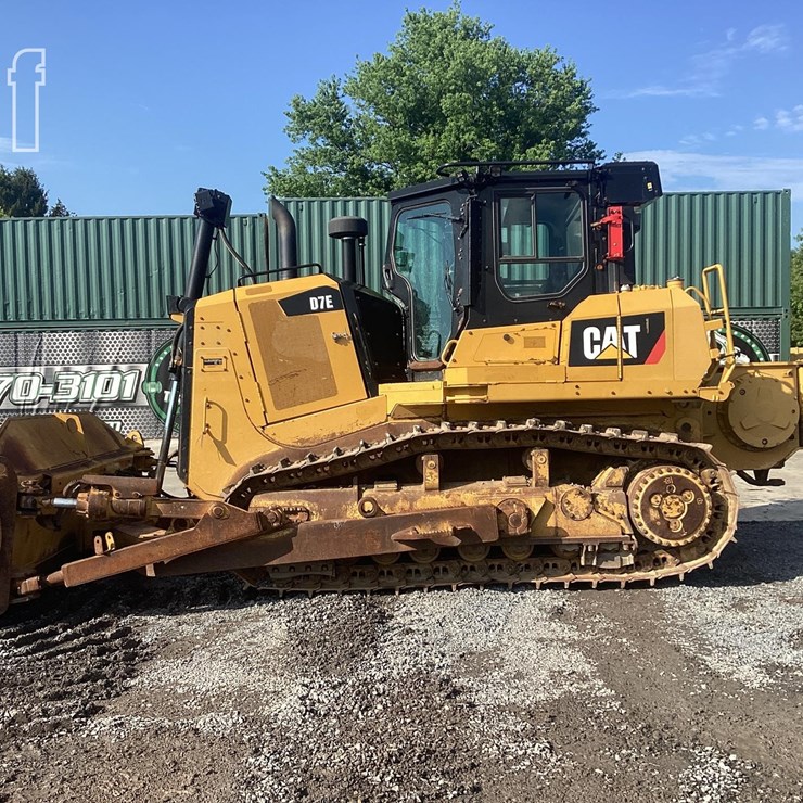 2018 CATERPILLAR D7E