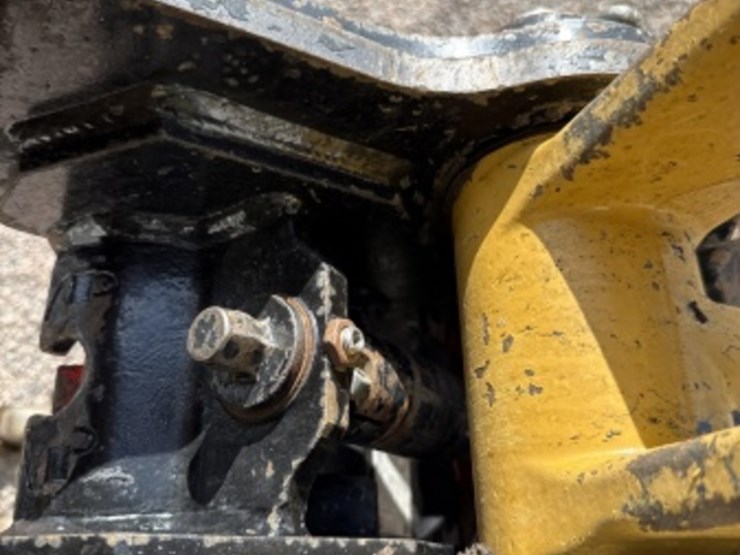 2019-caterpillar-305e2-cr-image-18
