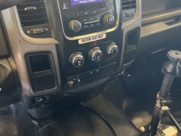 2017-ram-2500-p/u-image-19