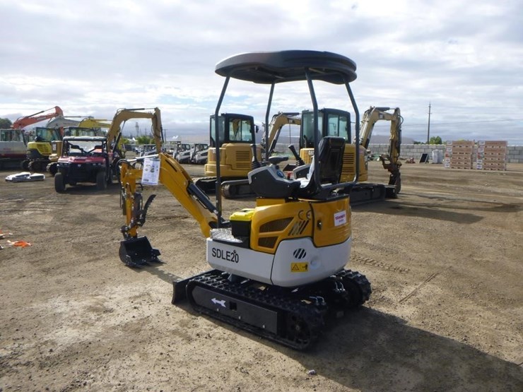 2025-sdlanch-sdle20-hydraulic-excavator-image-4